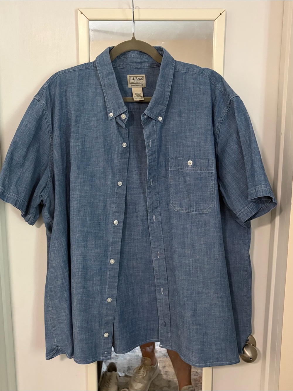 L.L. Bean Men's Short-Sleeve Chambray Shirt - Blue XXL